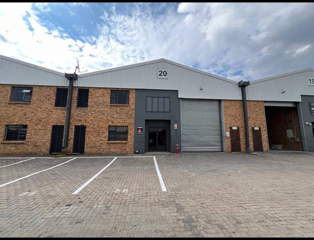 461M² WAREHOUSE TO LET IN STRIJDOMPARK